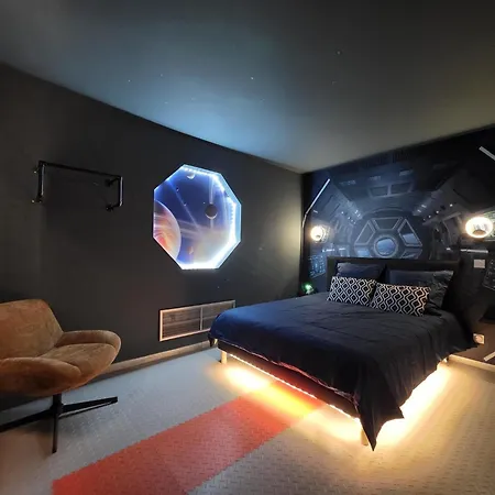 La Navette Spatiale - Aventure - Espace - Clim - Parking Apartment