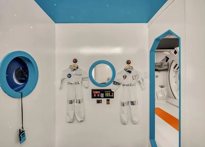 La Navette Spatiale - Aventure - Espace - Clim - Parking